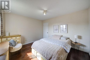 8 BROOKLYN CRESCENT Markham (Unionville) Ontario photo 26