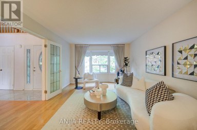 8 BROOKLYN CRESCENT Markham (Unionville) Ontario photo 6