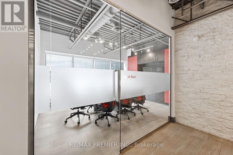 12 - 13 KENVIEW BOULEVARD, Brampton (Parkway Belt Industrial Area), Ontario, L6T5K9