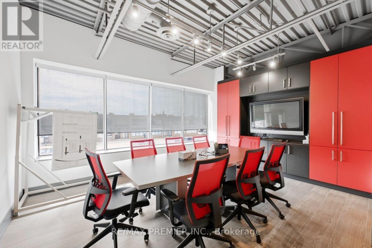 12 - 13 KENVIEW BOULEVARD, Brampton (Parkway Belt Industrial Area), Ontario, L6T5K9