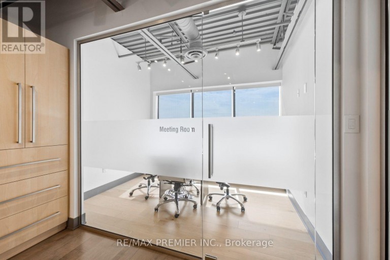 12 - 13 KENVIEW BOULEVARD, Brampton (Parkway Belt Industrial Area), Ontario, L6T5K9