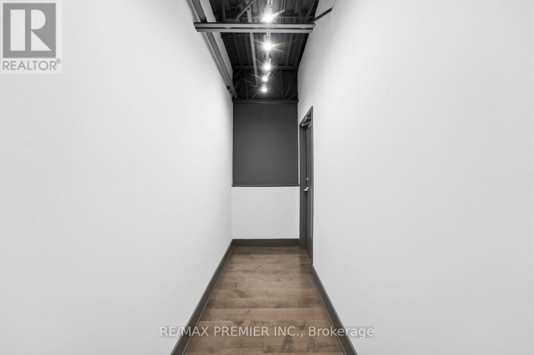 12 - 13 KENVIEW BOULEVARD, Brampton (Parkway Belt Industrial Area), Ontario, L6T5K9