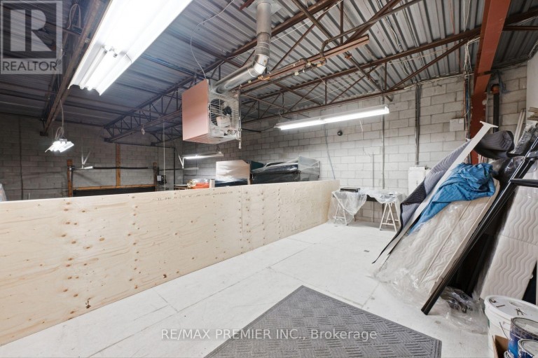 12 - 13 KENVIEW BOULEVARD, Brampton (Parkway Belt Industrial Area), Ontario, L6T5K9