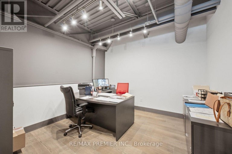 12 - 13 KENVIEW BOULEVARD, Brampton (Parkway Belt Industrial Area), Ontario, L6T5K9
