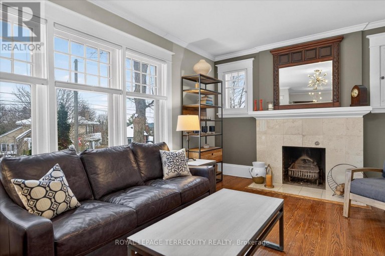 53 BENSON AVENUE, Peterborough (Northcrest Ward 5), Ontario, K9H5X7