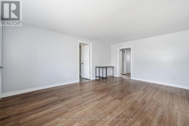 199 DUNDAS STREET E Quinte West (Trenton Ward) Ontario photo 10