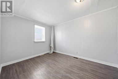 199 DUNDAS STREET E Quinte West (Trenton Ward) Ontario photo 11