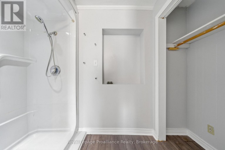 199 DUNDAS STREET E, Quinte West (Trenton Ward), Ontario, K8V1L7