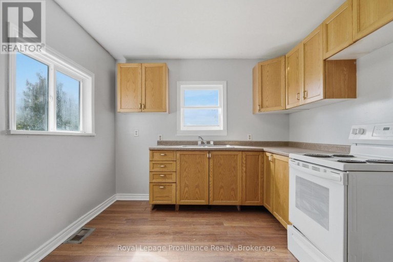 199 DUNDAS STREET E, Quinte West (Trenton Ward), Ontario, K8V1L7