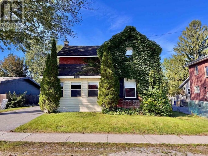 166 BURNHAM STREET, Belleville (Belleville Ward), Ontario, K8N3R9