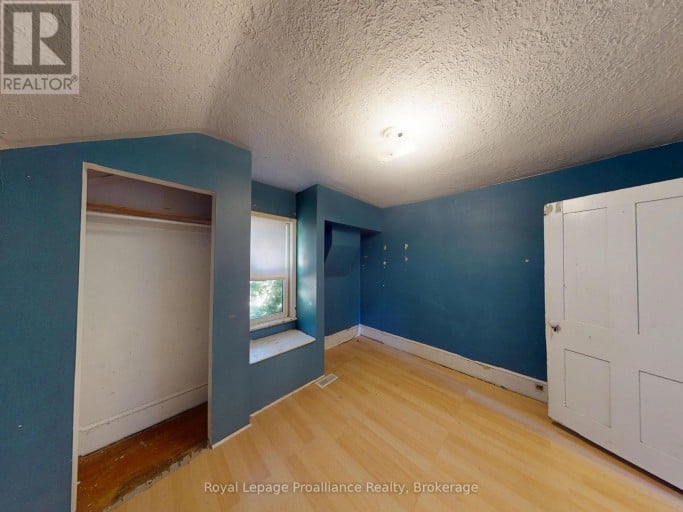 166 BURNHAM STREET, Belleville (Belleville Ward), Ontario, K8N3R9