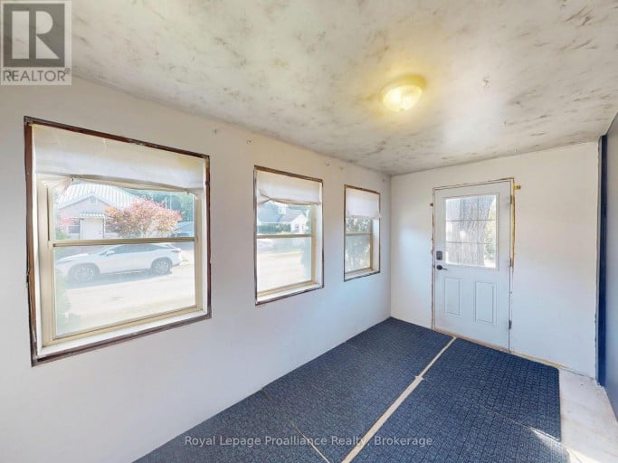 166 BURNHAM STREET, Belleville (Belleville Ward), Ontario, K8N3R9