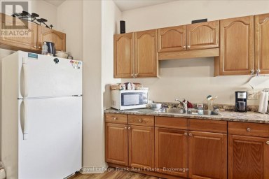 226 LAKE STREET Peterborough (Town Ward 3) Ontario photo 10