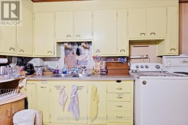 226 LAKE STREET Peterborough (Town Ward 3) Ontario photo 27