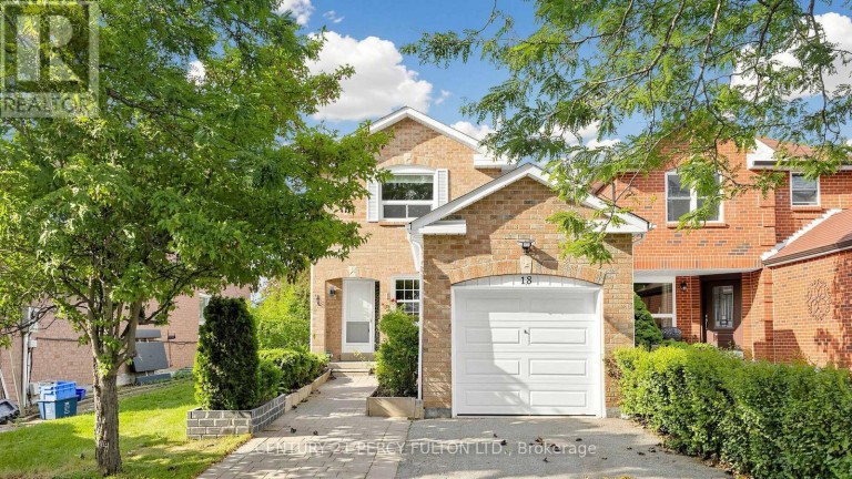 18 TIPTON CRESCENT, Ajax (Central West), Ontario, L1T2L1