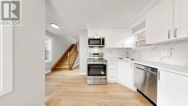 18 TIPTON CRESCENT Ajax (Central West) Ontario photo 11