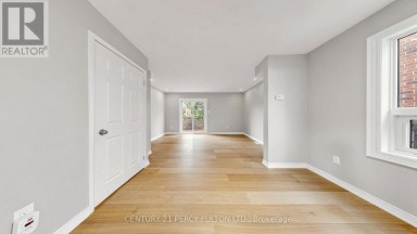18 TIPTON CRESCENT Ajax (Central West) Ontario photo 13