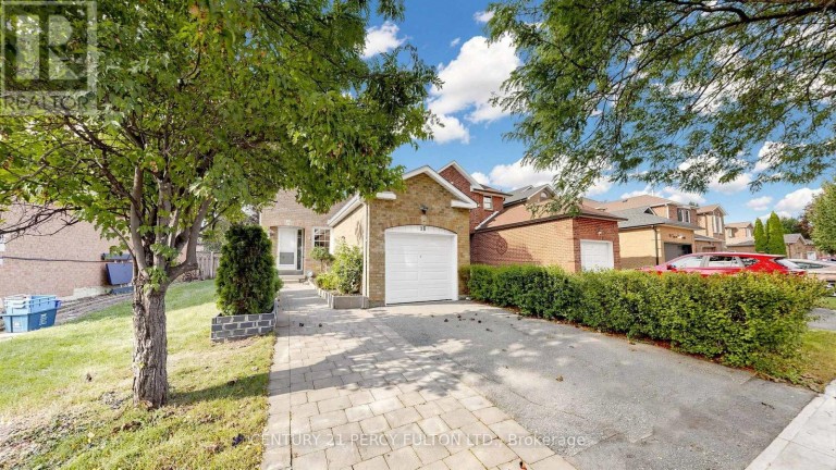 18 TIPTON CRESCENT, Ajax (Central West), Ontario, L1T2L1