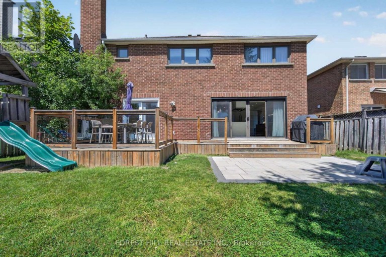 38 CRYSTAL DRIVE, Richmond Hill (Mill Pond), Ontario, L4C7Y4