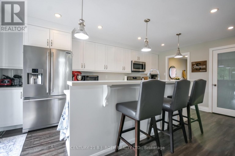 7 ORSI DRIVE, Oro-Medonte, Ontario, L3V7Z7