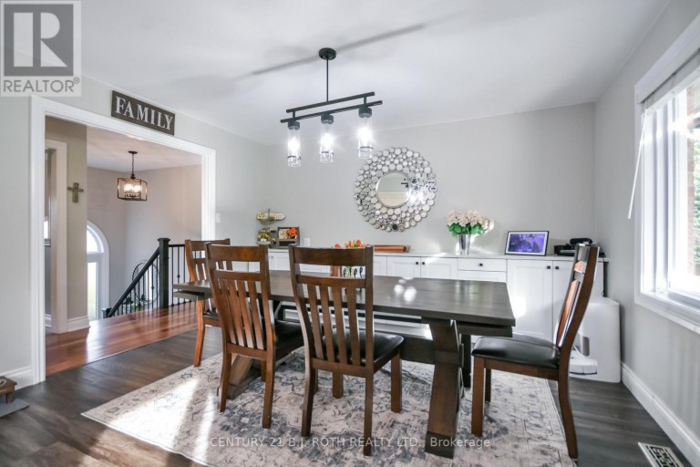 7 ORSI DRIVE, Oro-Medonte, Ontario, L3V7Z7