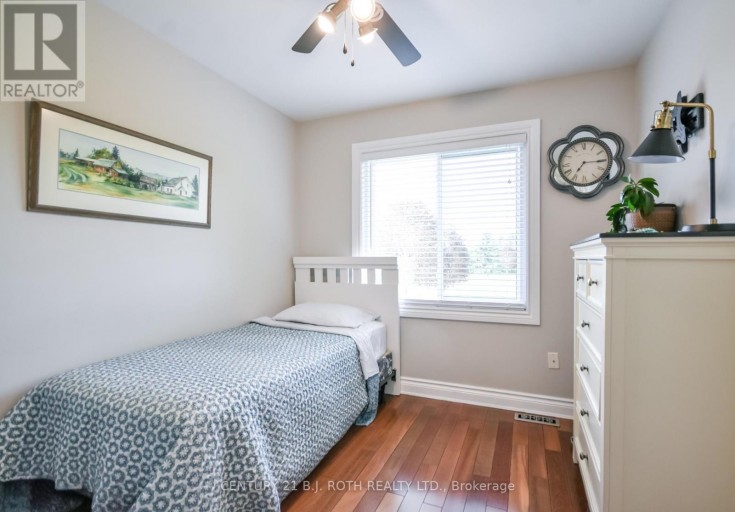 7 ORSI DRIVE, Oro-Medonte, Ontario, L3V7Z7