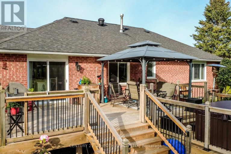 7 ORSI DRIVE, Oro-Medonte, Ontario, L3V7Z7
