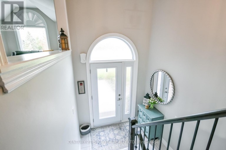7 ORSI DRIVE, Oro-Medonte, Ontario, L3V7Z7