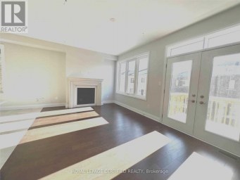 30 PERIWINKLE ROAD Springwater (Midhurst) Ontario photo 3
