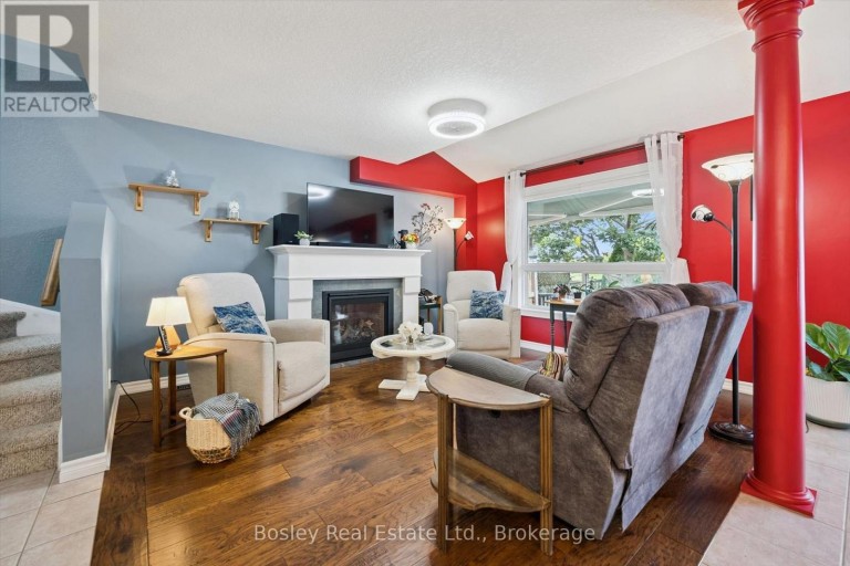 292 MILLBURN BOULEVARD, Centre Wellington (Fergus), Ontario, N1M3S3