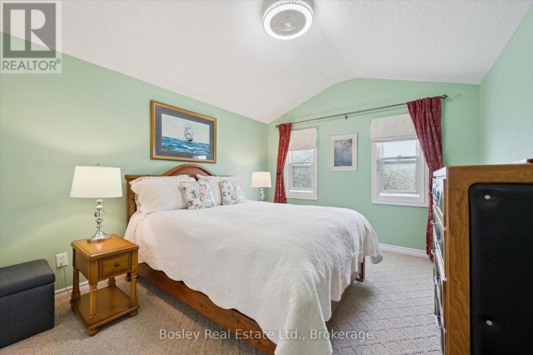 292 MILLBURN BOULEVARD, Centre Wellington (Fergus), Ontario, N1M3S3