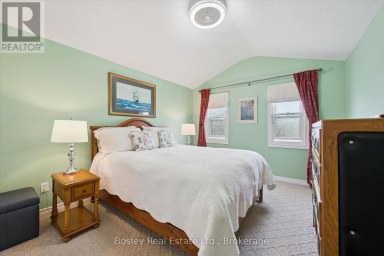 292 MILLBURN BOULEVARD Centre Wellington (Fergus) Ontario photo 24