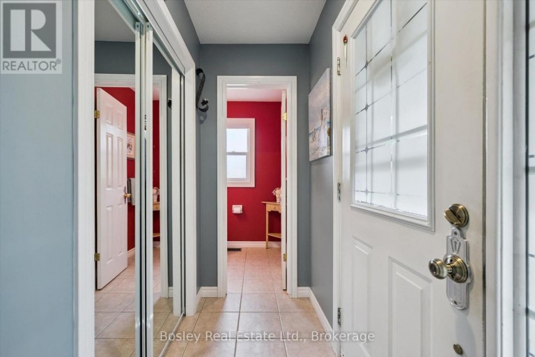 292 MILLBURN BOULEVARD, Centre Wellington (Fergus), Ontario, N1M3S3