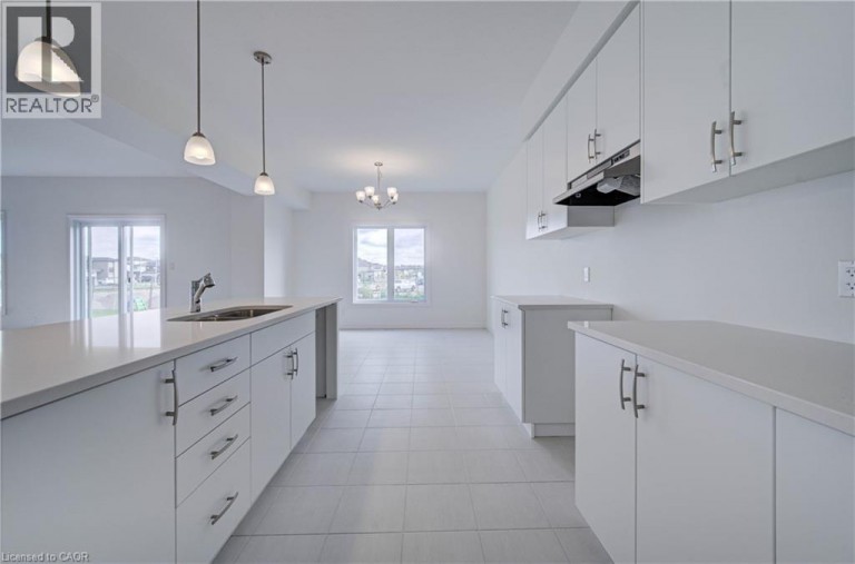 10 MUNN Crescent, Paris, Ontario, N3L0N3
