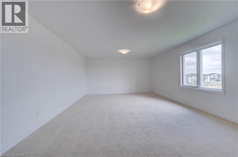 10 MUNN Crescent, Paris, Ontario, N3L0N3