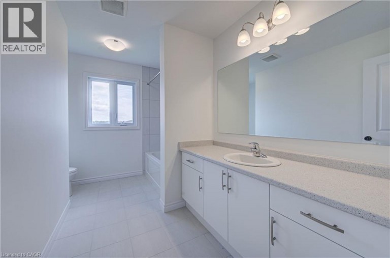 10 MUNN Crescent, Paris, Ontario, N3L0N3