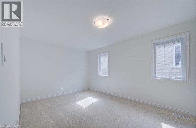 10 MUNN Crescent, Paris, Ontario, N3L0N3
