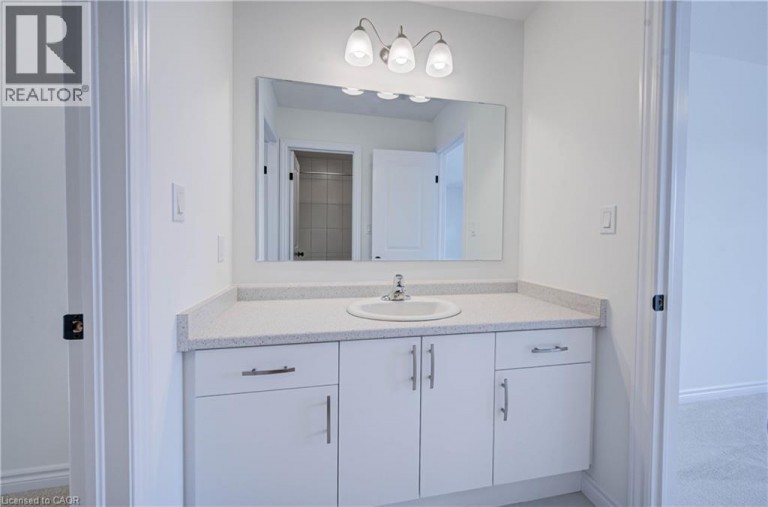 10 MUNN Crescent, Paris, Ontario, N3L0N3