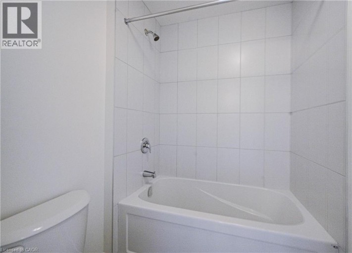 10 MUNN Crescent, Paris, Ontario, N3L0N3