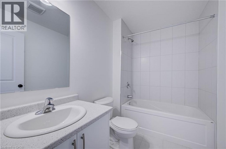 10 MUNN Crescent, Paris, Ontario, N3L0N3