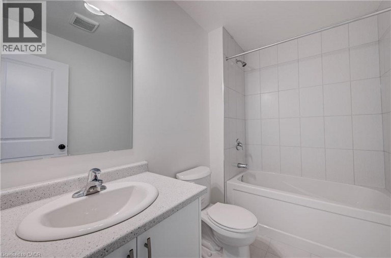 10 MUNN Crescent, Paris, Ontario, N3L0N3