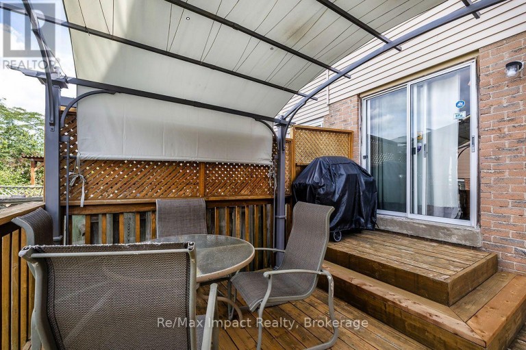122 WRIGHT CRESCENT, Ajax (Central), Ontario, L1S6X7