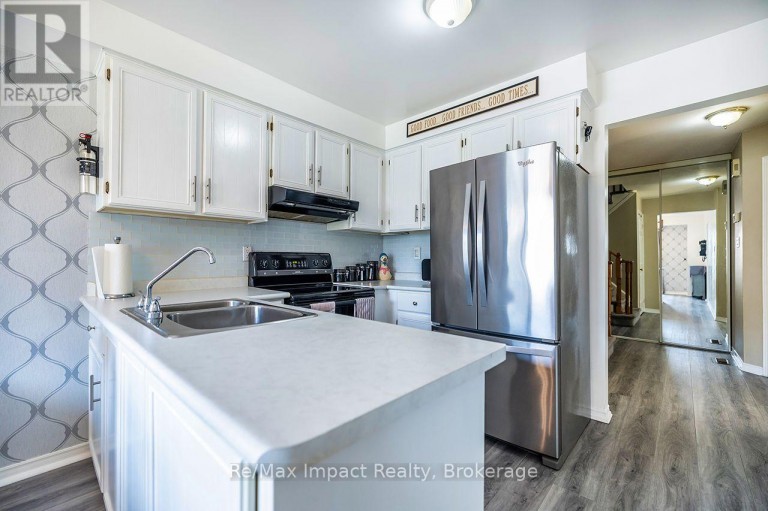 122 WRIGHT CRESCENT, Ajax (Central), Ontario, L1S6X7