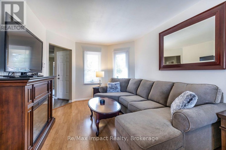 122 WRIGHT CRESCENT, Ajax (Central), Ontario, L1S6X7