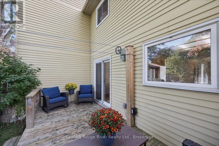 748 HILLCROFT STREET, Oshawa (Eastdale), Ontario, L1G7H6