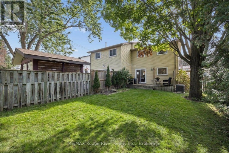 748 HILLCROFT STREET, Oshawa (Eastdale), Ontario, L1G7H6