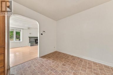 31 FIRST AVENUE Quinte West (Trenton Ward) Ontario photo 12