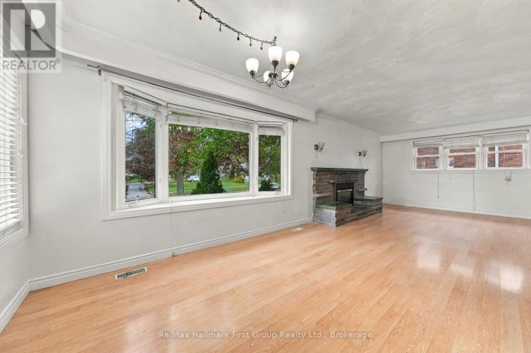31 FIRST AVENUE, Quinte West (Trenton Ward), Ontario, K8V4C2