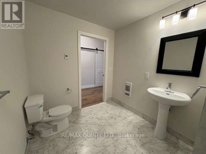 2 - 22 MCGILL STREET, Quinte West (Trenton Ward), Ontario, K8V3J2