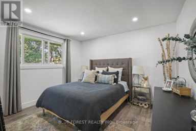38 STROUD CRESCENT London South (South X) Ontario photo 15